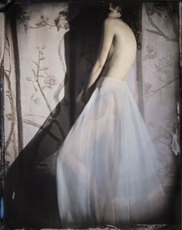 Sascha and Painted Screen, 2022 10 x 8 in., Ed. 10 & 2AP 30 x 24 in., Ed. 10 & 2AP 50 x 40 in., Ed. 10 & 2AP