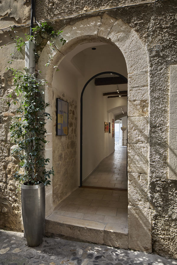 46 Saint Paul Gallery Li 8268