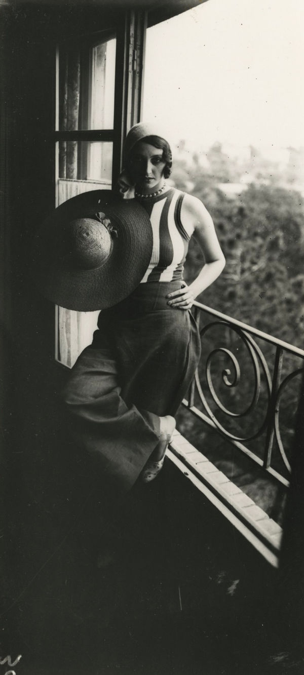 Jacques-Henri Lartigue, Renee Perle, 1930
