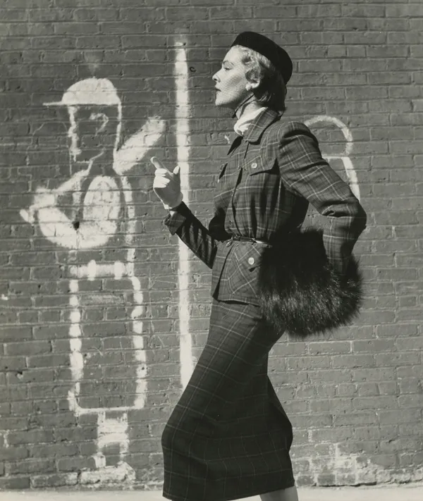 Frances McLaughlin-Gill, Kathy Dennis on Third Avenue, NYC, 1950