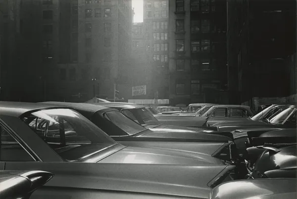 Ann Treer, Parking lot, Manhattan, 1960