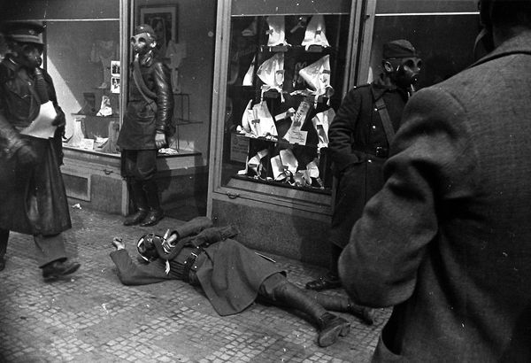 David Seymour, Untitled, c.1936