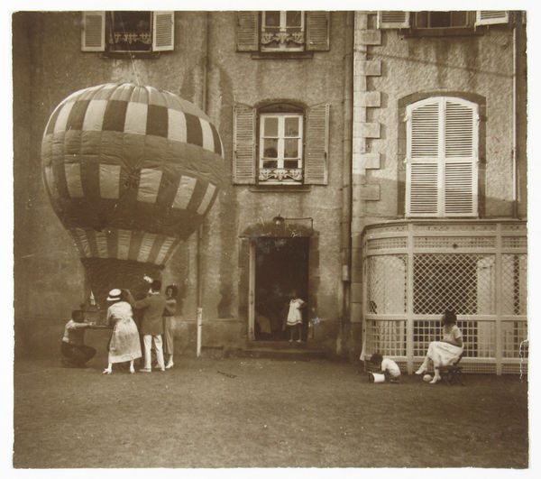 Jacques-Henri Lartigue, Papa was formidable! For our vacatino at Rouzat he brought a toy as inflated as our wildest expectations: a series of huge paper balloons like this one, 1920