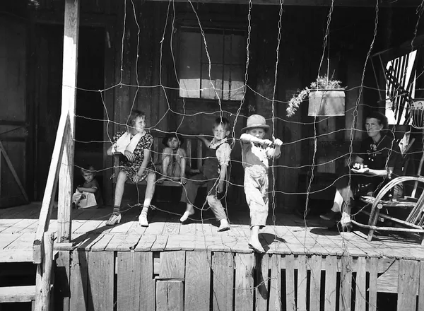 Peter Sekaer, Slum Porch, 904 W. 3rd St., Austin, Texas, c.1938