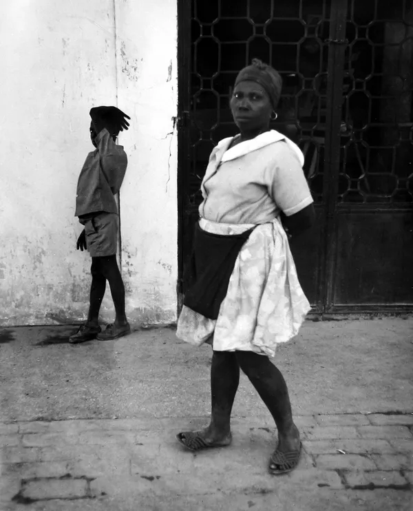 Leon Levinstein, Times Square, c.1965