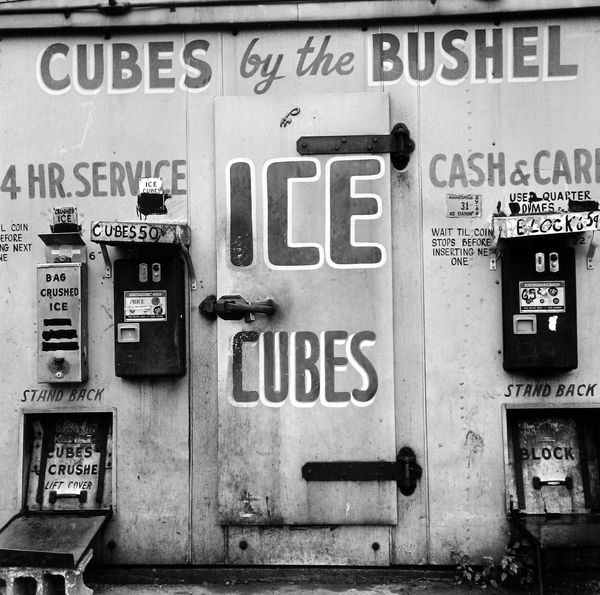 Tom Arndt, Ice cube machine, Minneapolis , 1970