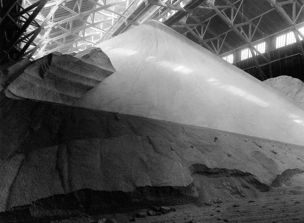 Albert Renger-Patzsch, "Ruhrchemie" factory, Oberhausen-Holten, Germany, 1933-4