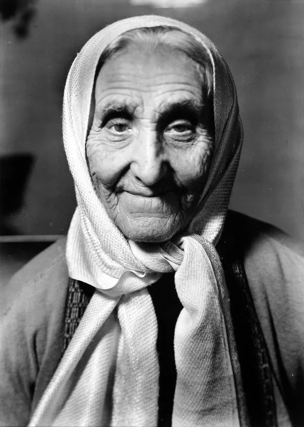 Lewis Hine, Ellis Island, c.1915