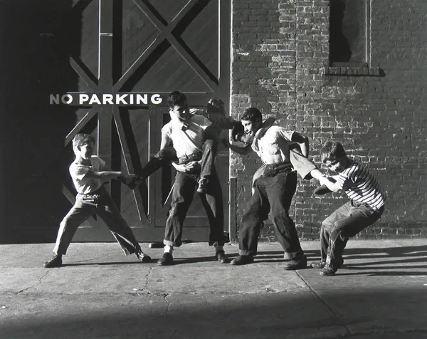 Arthur Leipzig, Piggyback Fighting (chicken), 1945