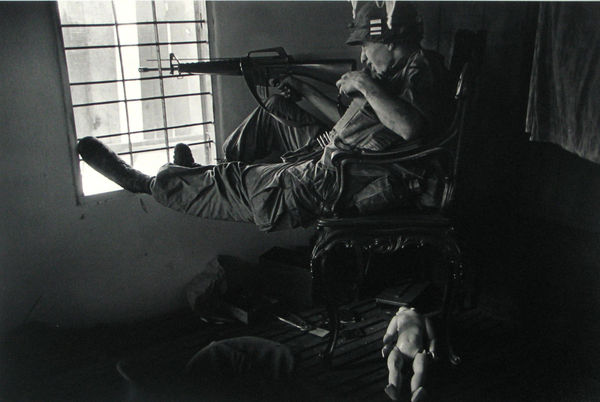 Philip Jones Griffiths, G.I. During urban fighting, Saigon, 1968