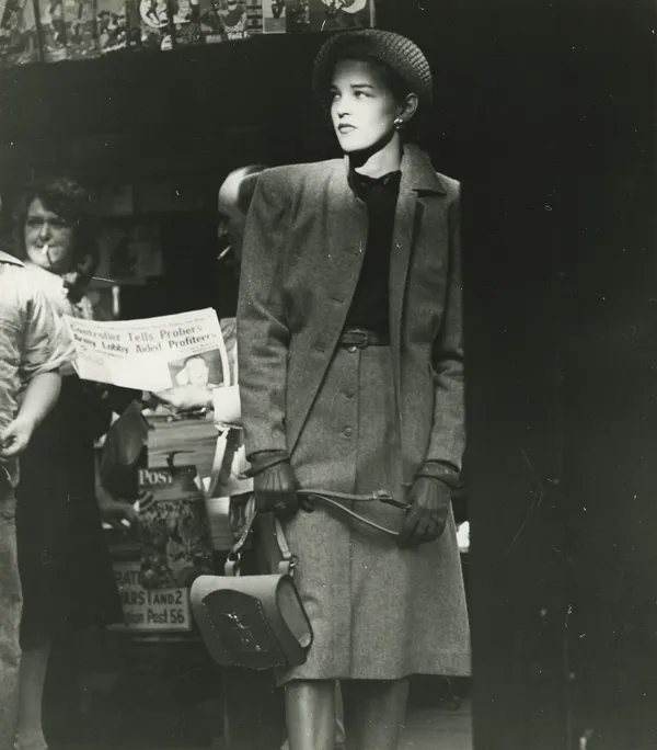 Frances McLaughlin-Gill, Marguerite Dillemuth, 3rd Avenue Series, NYC, Vogue, 1946