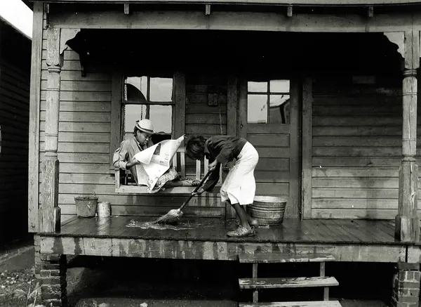 Peter Sekaer, 25th Street, Birmingham, Alabama, 1938