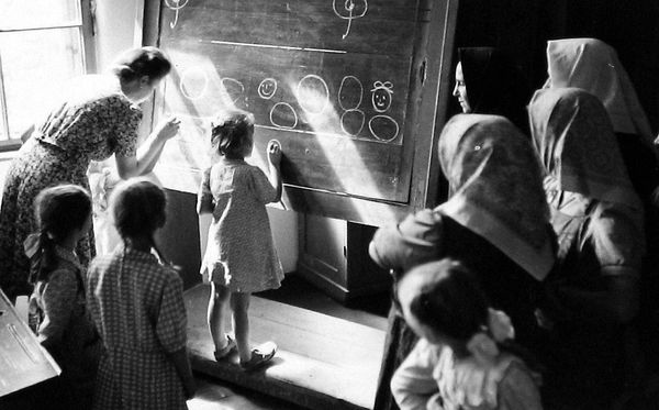 David Seymour, Page from an unpublished book, c. 1950