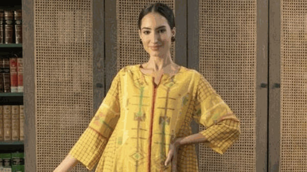 A Delhi hotel art fair explores traditional textiles and jewellery, Mint Lounge