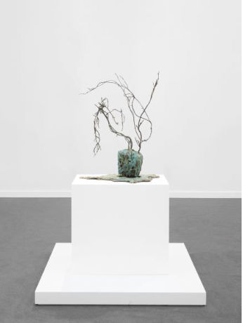 Diana Al-Hadid Warda II, 2024-2025 Bronze 36 x 27 x 16 in.