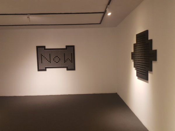 Susan Hefuna, Screens, 2019 Installation shot