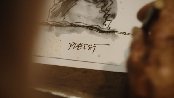 Dal bicchiere al profumo: le sculture visionarie di Fabrizio Plessi a Murano, Interni Magazine