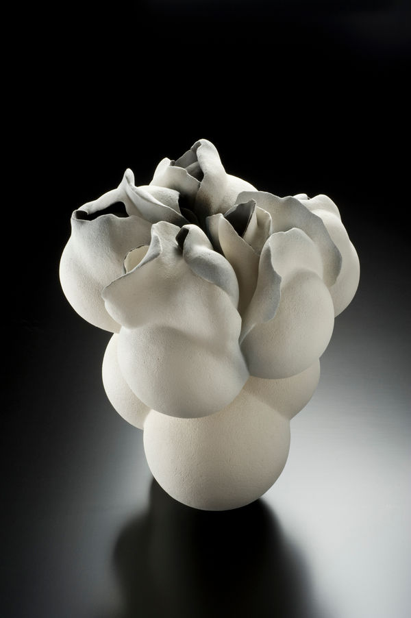 Fujino Sachiko in the latest Revista Ceramica