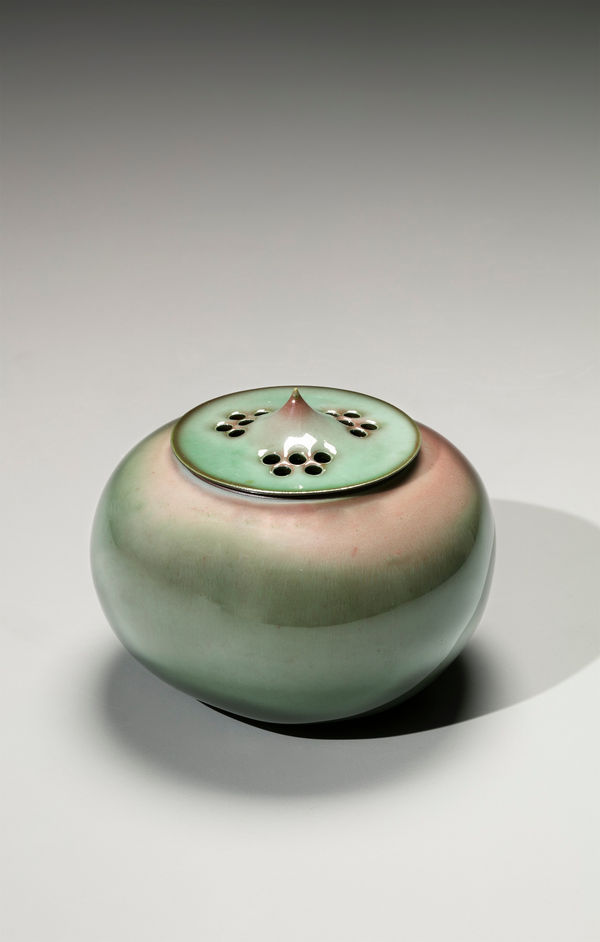 The Consulate-General of Japan in New York highlights "Mastery of Celadon"