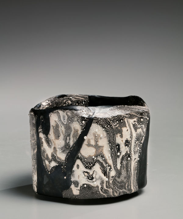 Kondō Takahiro featured in Infoceramica