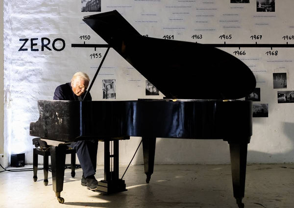 The photo shows artist Heinz Mack on the wing at a sponsor dinner in 2017. Photograph: Sebastian Drüen/Zero Foundation
