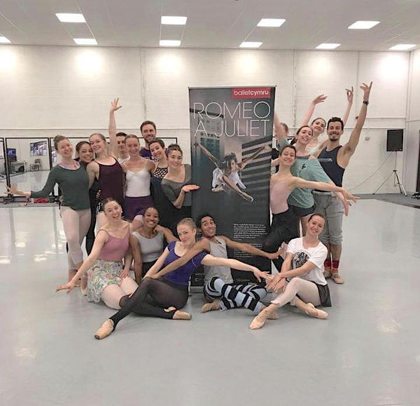 Return of company dancers