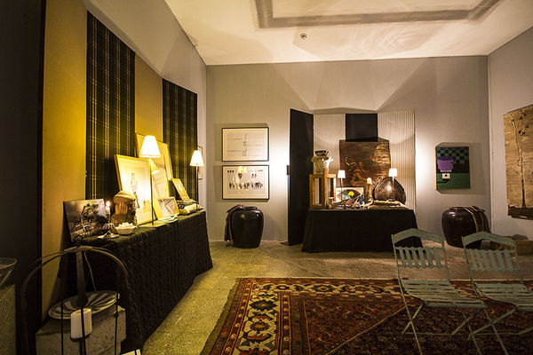 Fereydoun Ave References Clues Favourite Things Samart Lowres 02