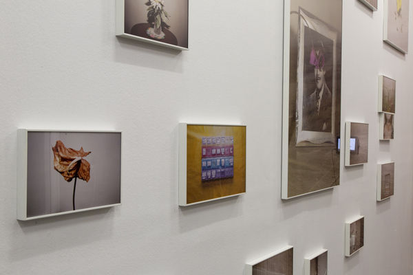 1398 2019 Alborz Kazemi Encounter Encounter Dastanoutside Installation View Lowres 06 503A6270