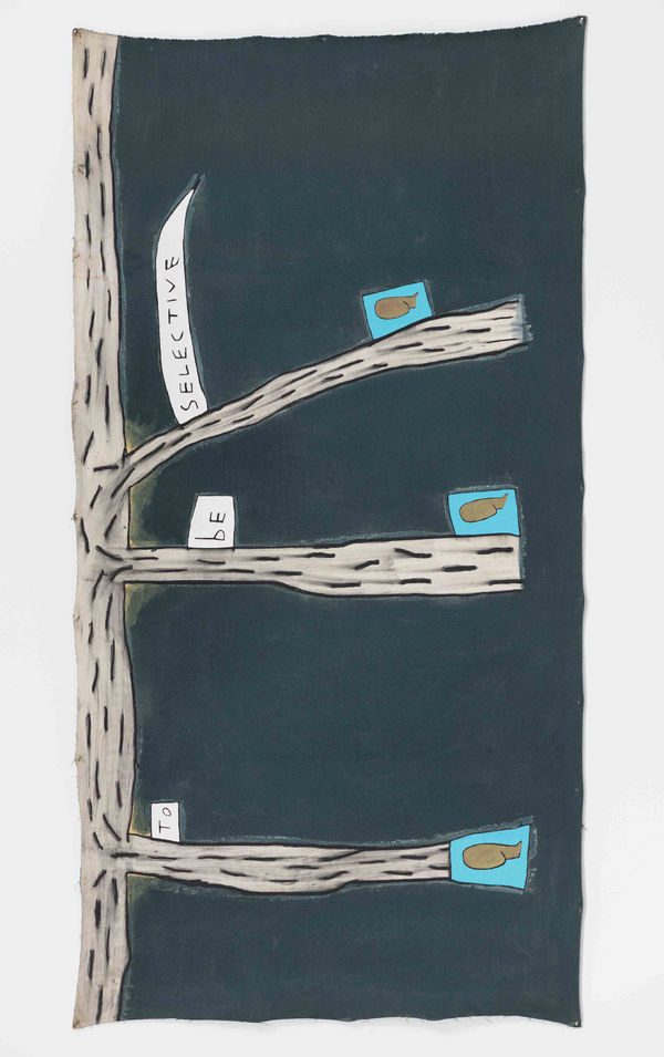 Leonilson To be selective, 1990 tinta acrílica, tinta metálica e lápis de cor sobre lona sem chassi [acrylic paint, metallic paint and colored pencil on unstretched canvas] 203 x 105 cm 79 7/8 x 41 3/8 in Ph: Edouard Fraipont