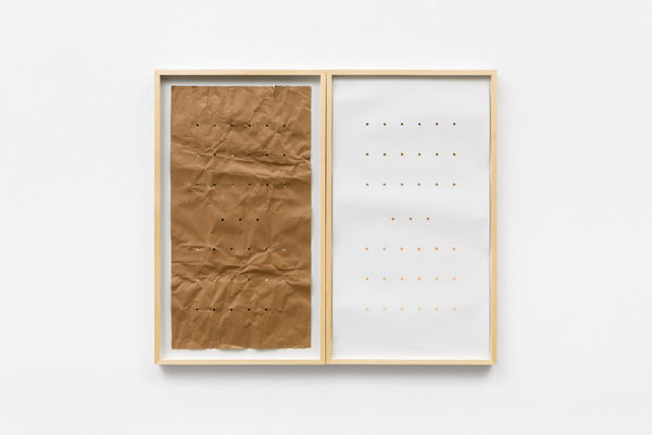 Jorge Macchi La hora mágica, 2024 papelão e óleo sobre papel [cardboard and oil on paper] 102.5 x 119 x 4.3 cm 40 3/8 x 46 7/8 x 1 3/4 in (21839) Ph: EstúdioEmObra