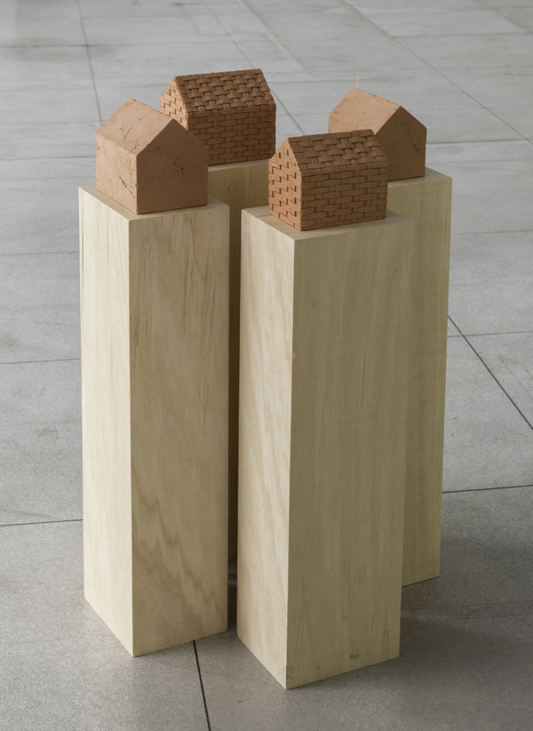 Tonico Lemos Auad Sem Título, casa tramada / casa maciça, 2012 barro queimado [burnt clay] 18 x 21 x 15 cm 7 1/8 x 8 1/4 x 5 7/8 in (9280) Ph: Édouard Fraipont