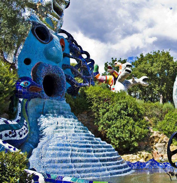 NIKI DE SAINT PHALLE - JARDIN DES TAROTS CAPALBIO, ITALIE