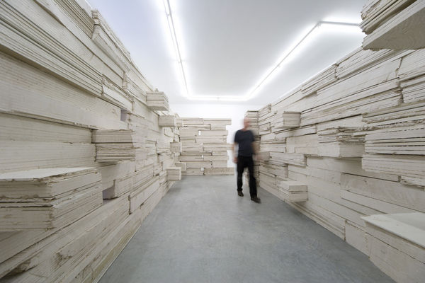 Dia, 1989/1990/2005/2006 Sheetrock approx. 225 x 716 x 306 cm