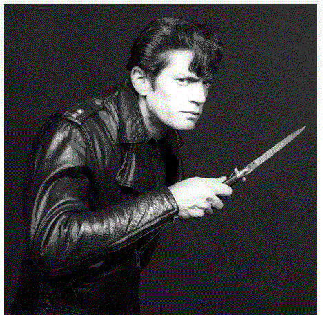 ROBERT MAPPLETHORPE, Self Portrait, 1983