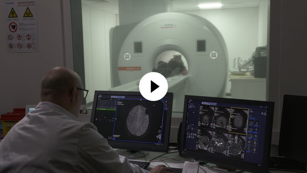 Guido van der Werve, Akte vier, song for myself, 2023 (excerpt)