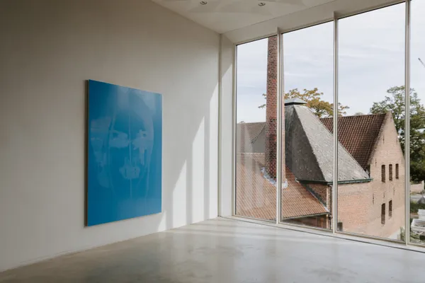 Emmanuel Van der Auwera, Memento 34 (not yet titled), 2021, installation view This Is Us, Z33, Hasselt, 2023. Photo credit: Selma Gurbuz