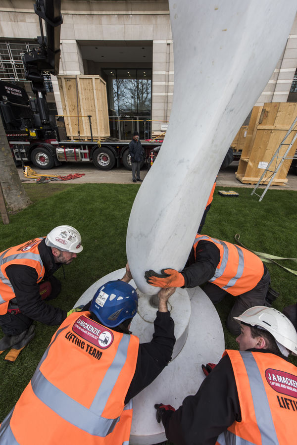 Helaineblumenfeld Canarywharf 15