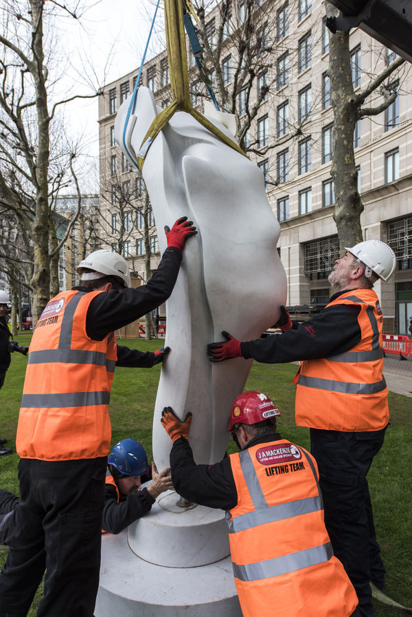 Helaineblumenfeld Canarywharf 16