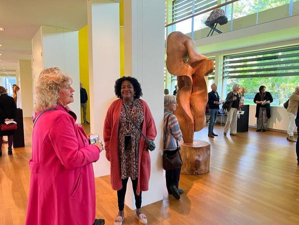 Visitors with 'Aurora'