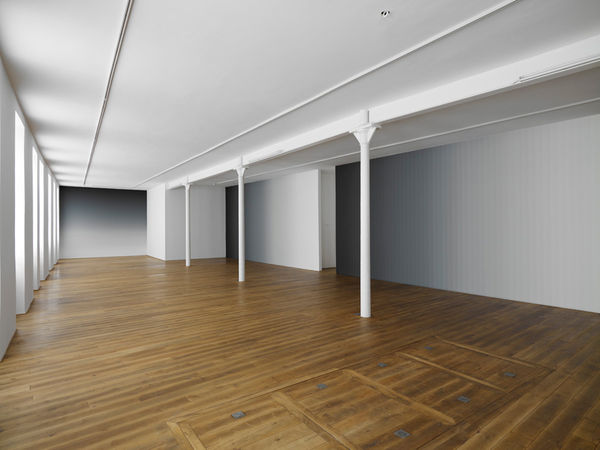 En Passant 5 2010 housepaint on wall