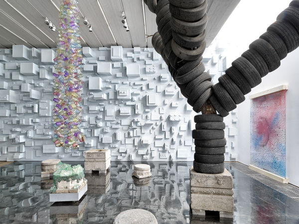 WATER FORMING STONE HE YUNCHANG