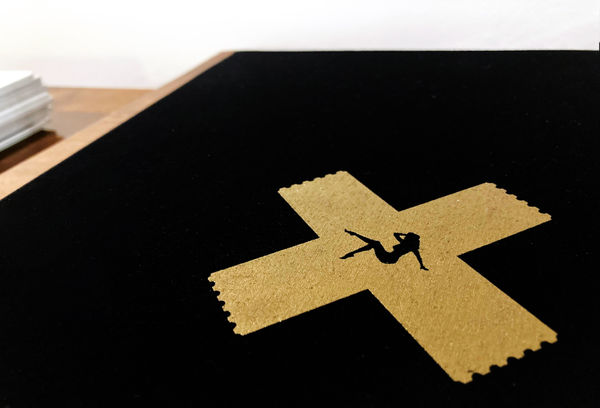 Installation view of the exhibition Sweeter than Roses by Víctor Castillo, presented by Isabel Croxatto Galería in Santiago, 2021. Credit: Nicolás de Sarmiento. Courtesy of Isabel Croxatto Galería. Artwork: Sweeter than Roses Art Box Set, front detail.