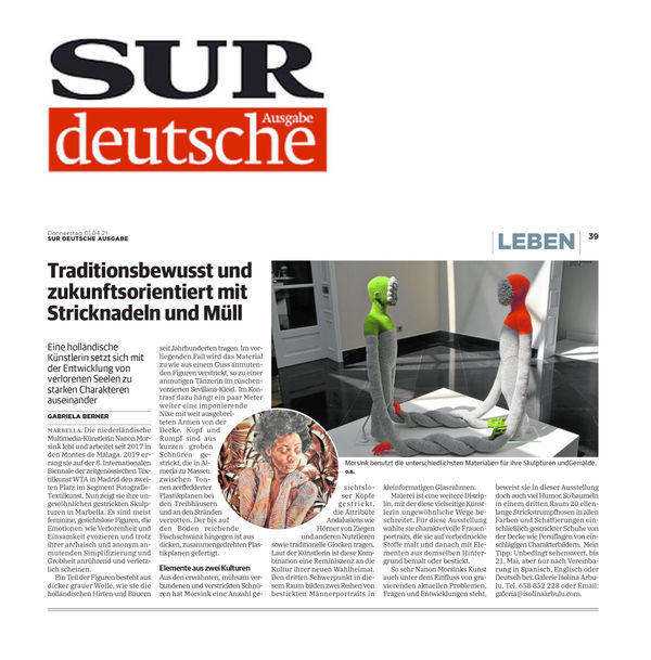 Concienciados con la tradición y orientados al futuro con agujas de tejer y basura