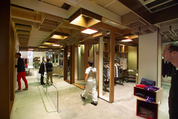 Jan De Cock Denkmal Comme des Garçons, Tokyo, Japan