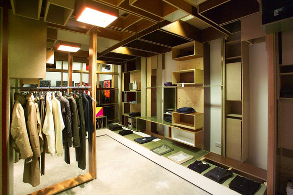 Jan De Cock Denkmal Comme des Garçons, Tokyo, Japan