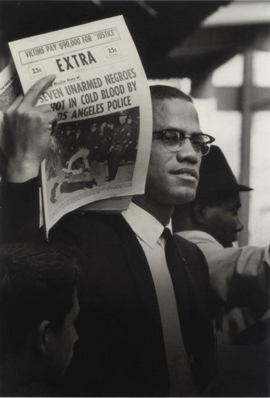 Gordon Parks Malcolm X Holding Up Black Muslim Newspaper, Chicago, Illinois, 1963 gelatin silver print 9.5 x 6.5 inches Courtesy of The Gordon Parks Foundation ©The Gordon Parks Foundation