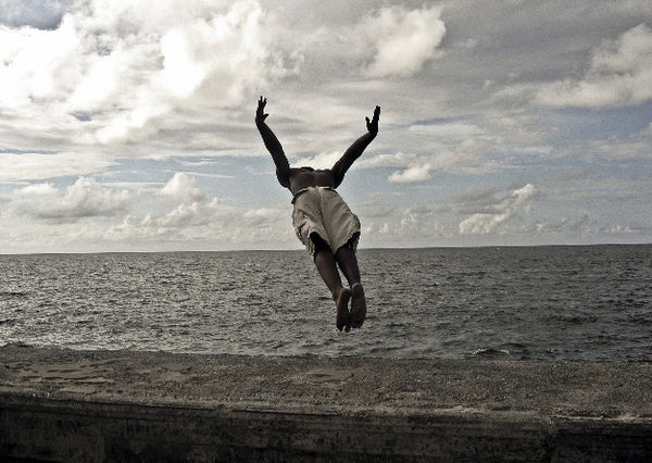 Lissette Solórzano Havana Coastline, from the series Malecon, 2004-2005 archival pigment print 23 1/2 x 31 1/2 inches