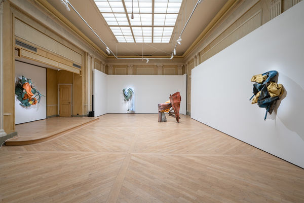 Installation view, Kennedy Yanko, Moving Weight, 2022. Courtesy of CFHILL.