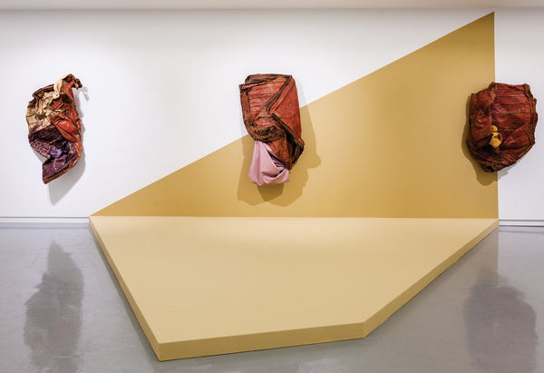 Installation view of Kennedy Yanko’s HANNAH with Kavi Gupta Gallery (2019). Courtesy of the artist. Photo John Lusis