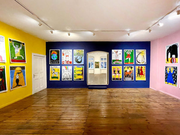 Three Walls Three Colors